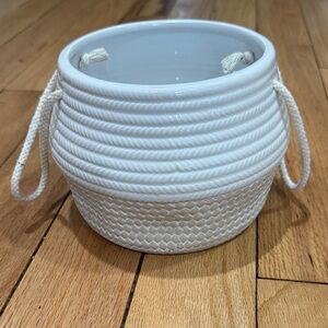 White / Cream Textured Ceramic Planter with Rope Handles